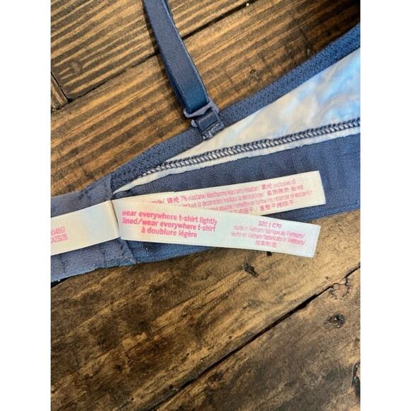 PINK Victoria's Secret Black and White Paisley Bra - Picture 10 of 16